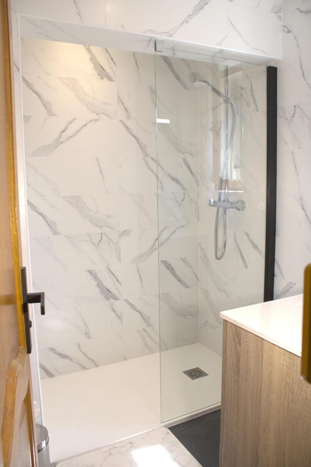 Les Petits Champs Apartment อานซี ภายนอก รูปภาพ